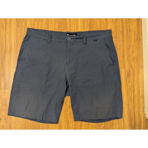 TravisMathew Mens Blue Stretch Shorts Size 40  Lightweight & Versatile - Picture 1 of 3